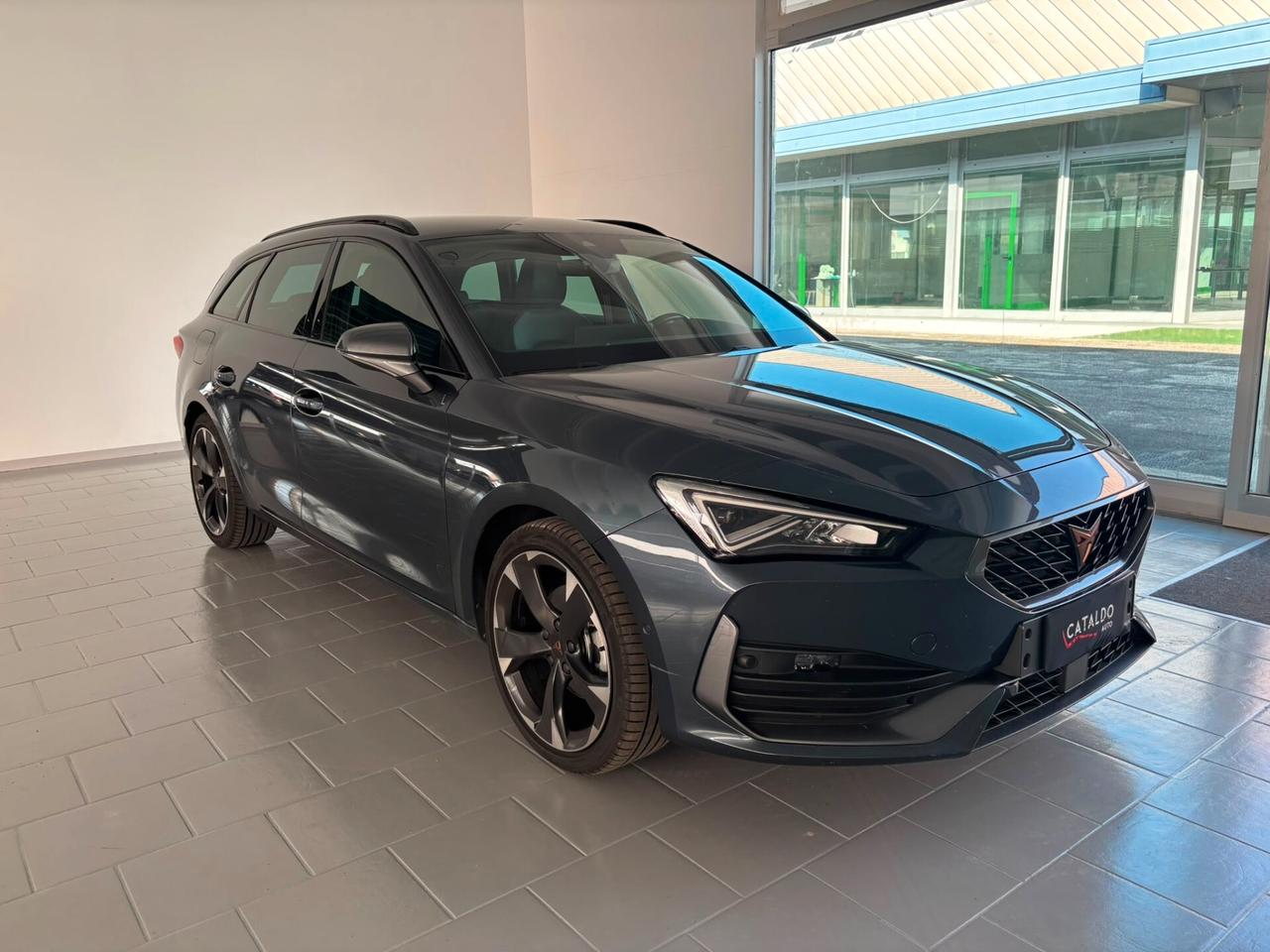 Cupra Leon Sportstourer 1.5 Hybrid 150 CV DSG