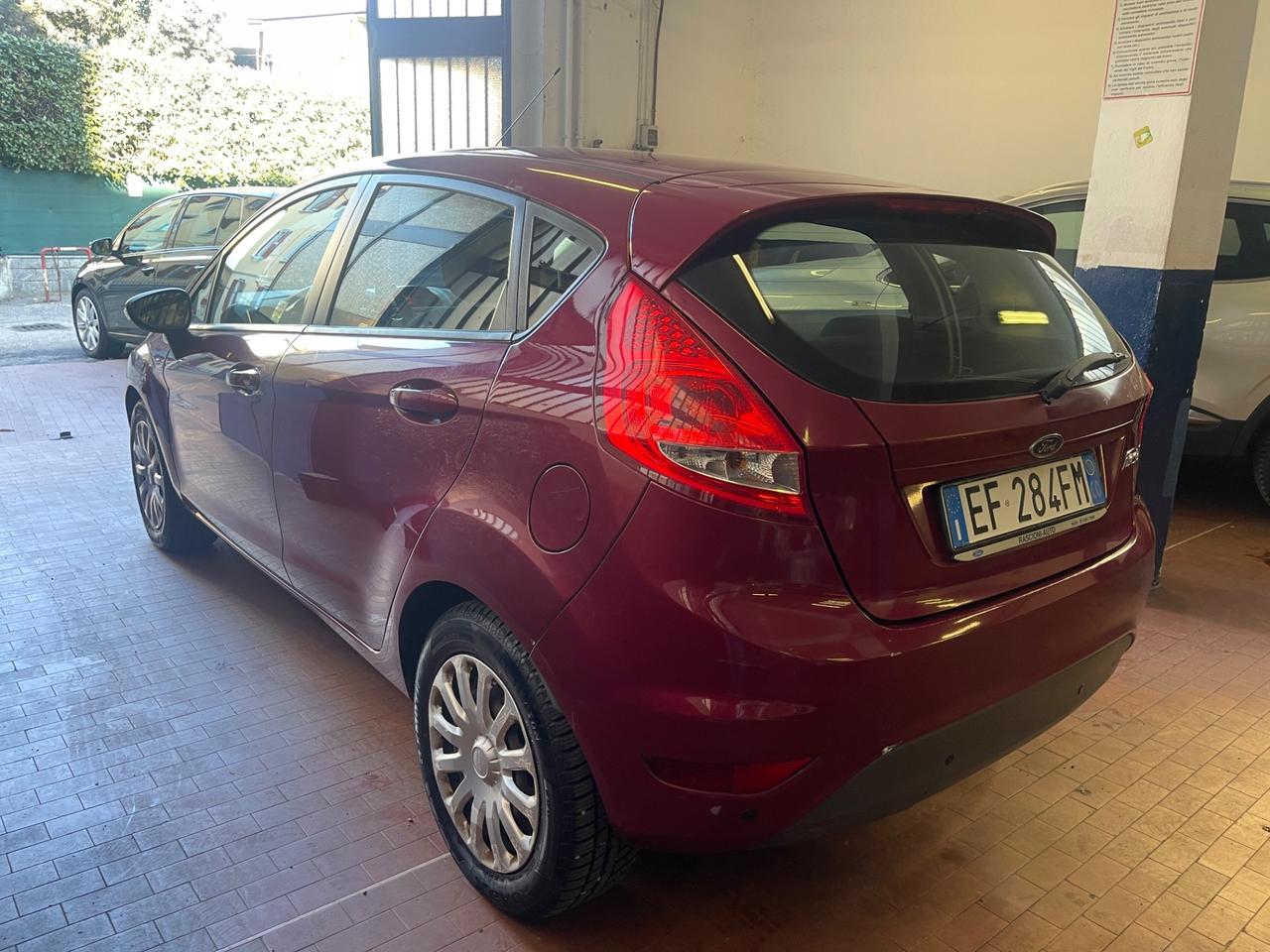 Ford Fiesta 1.4 5 porte Bz.- GPL Titanium