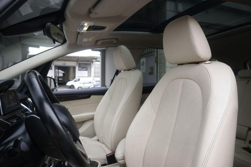 BMW Serie 2 Gran Tourer BMW Serie 2 Gran Tourer 220d xDrive Gran Tourer Luxury aut. 140KW ANNO 2016