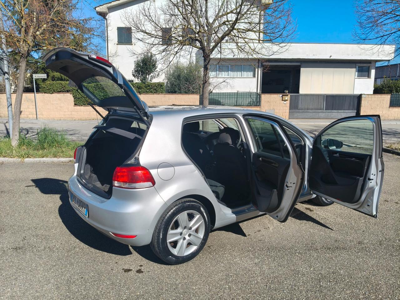 Volkswagen Golf 1.6 5 porte SOLO 123.000 KM