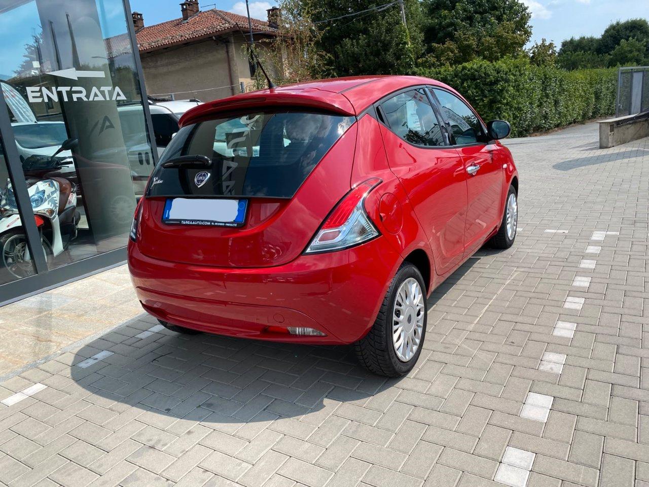 Lancia Ypsilon 5 Porte Ypsilon 1.2 Silver 69cv