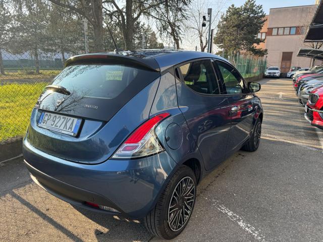 LANCIA Ypsilon 1.0 FireFly 5 porte Hybrid Gold