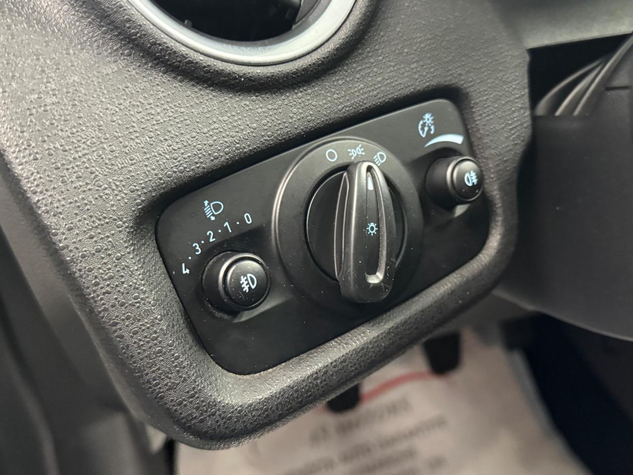 Ford Fiesta 1.5 TDCi 75CV 5 porte Titanium