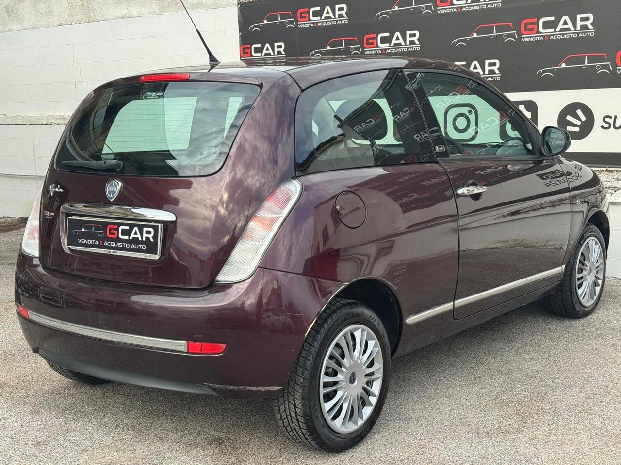 Lancia Ypsilon 1.3 MJT 75 CV Diva