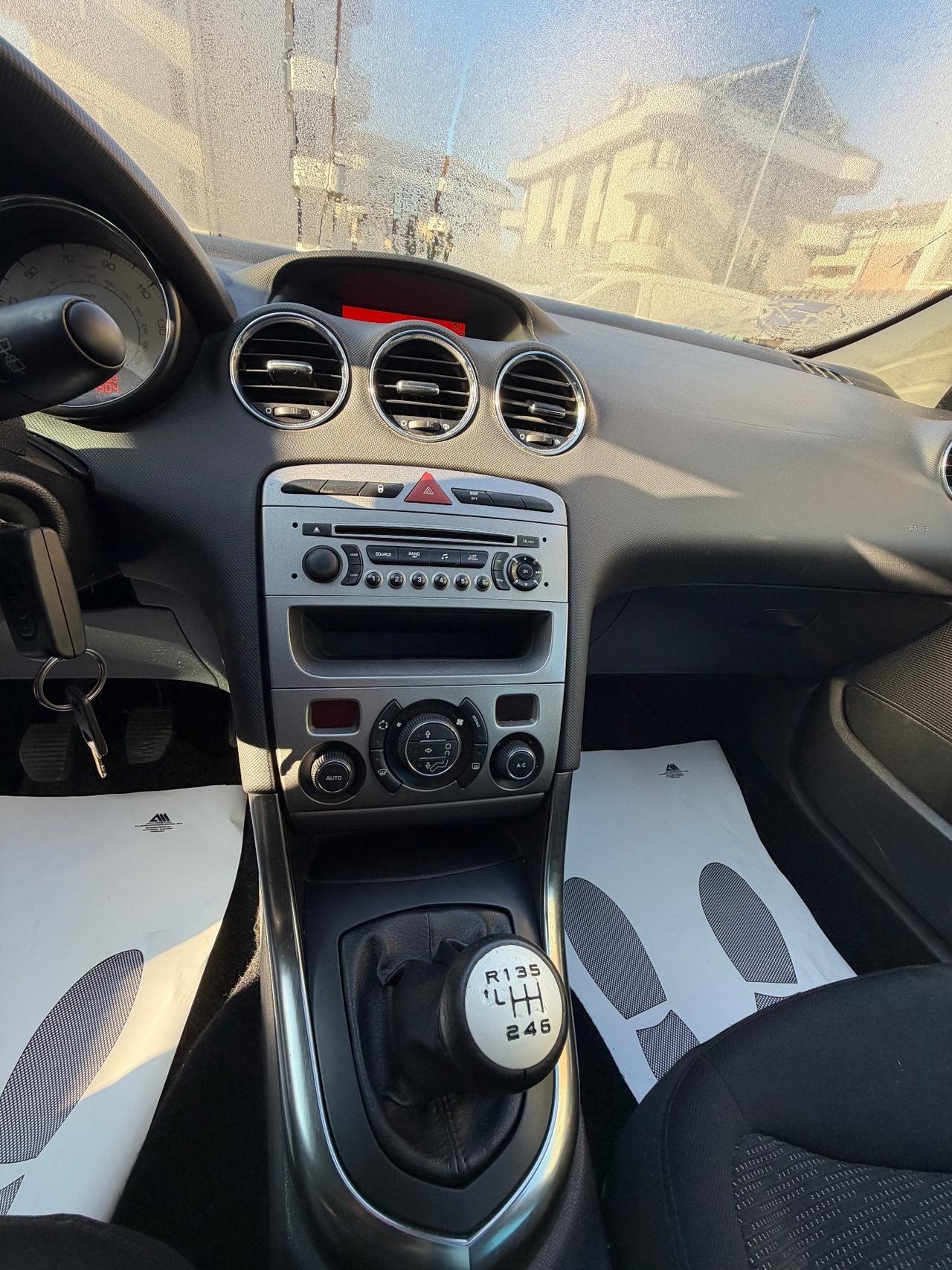 Peugeot 308 1.6 HDi 90CV SW Premium