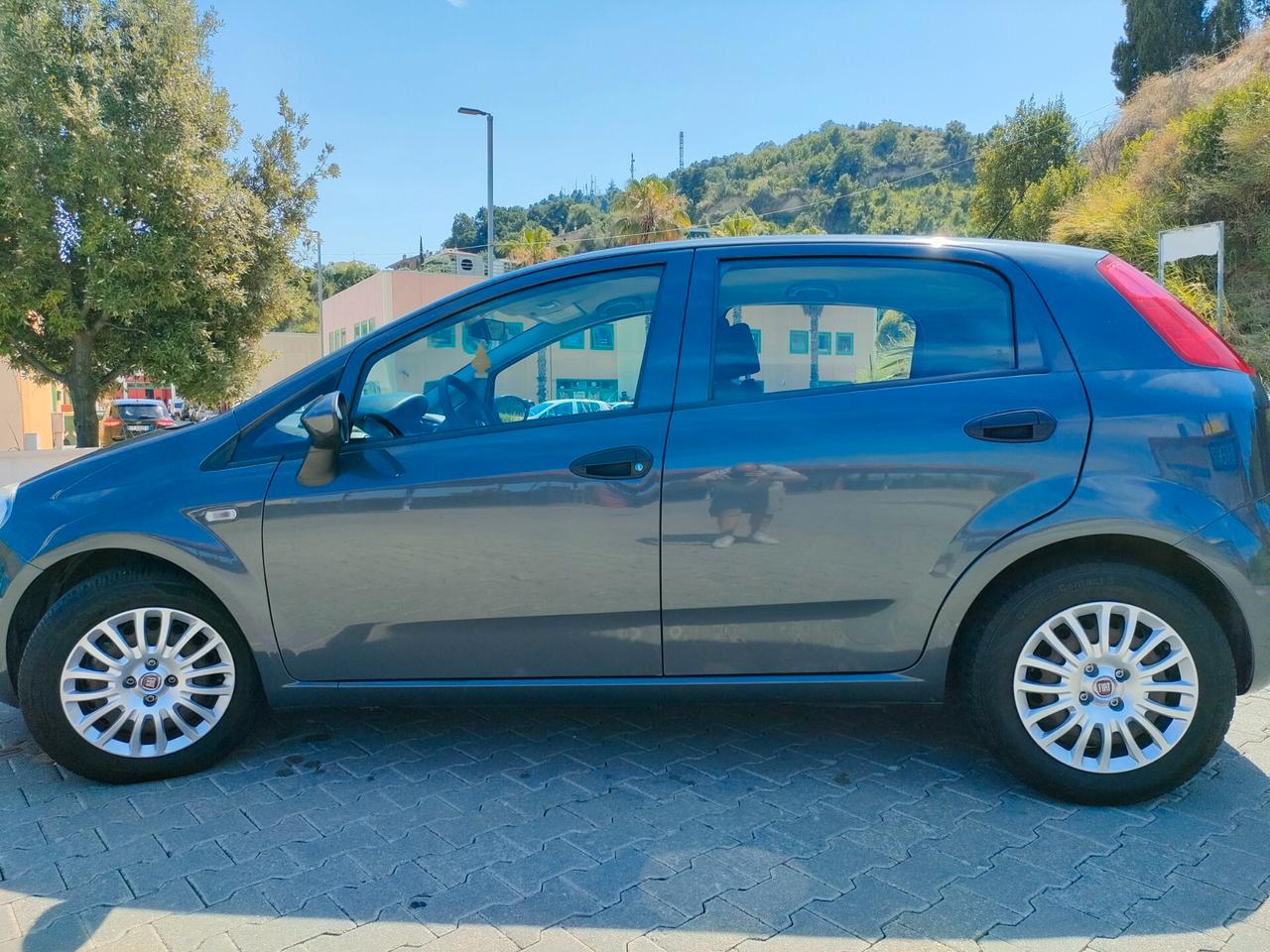 Fiat Punto 1.3 MJT II S&S 95 CV 5 porte Street