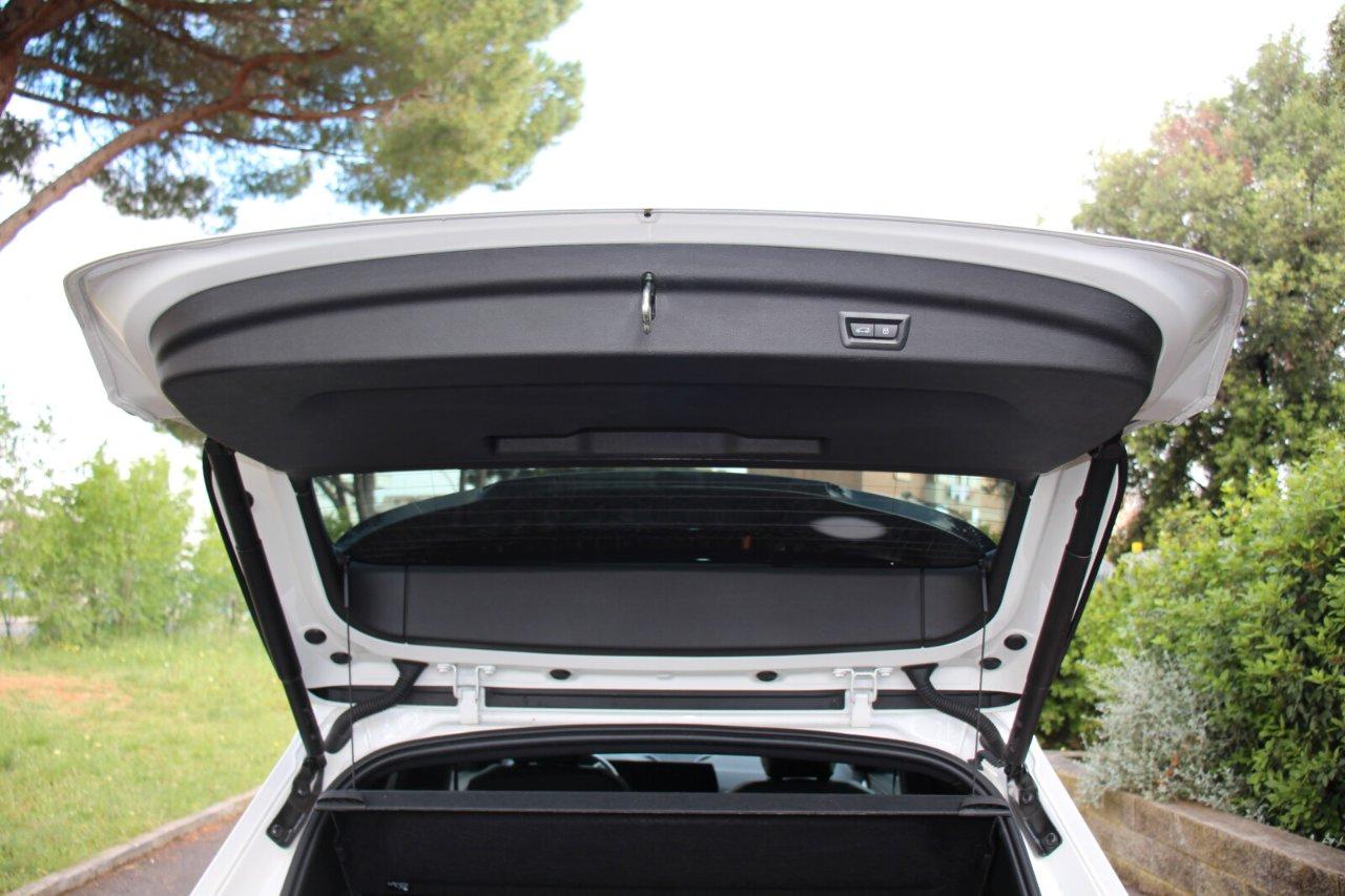 BMW iX1 edrive 20 X-Line