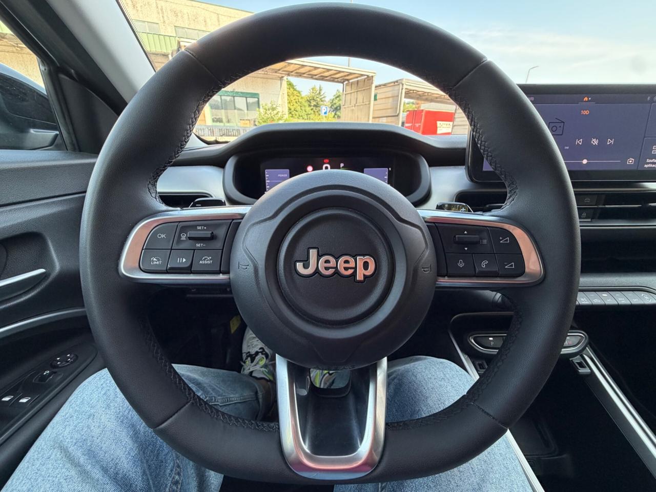 Jeep Avenger 1.2 Turbo 100 CV MHEV Summit