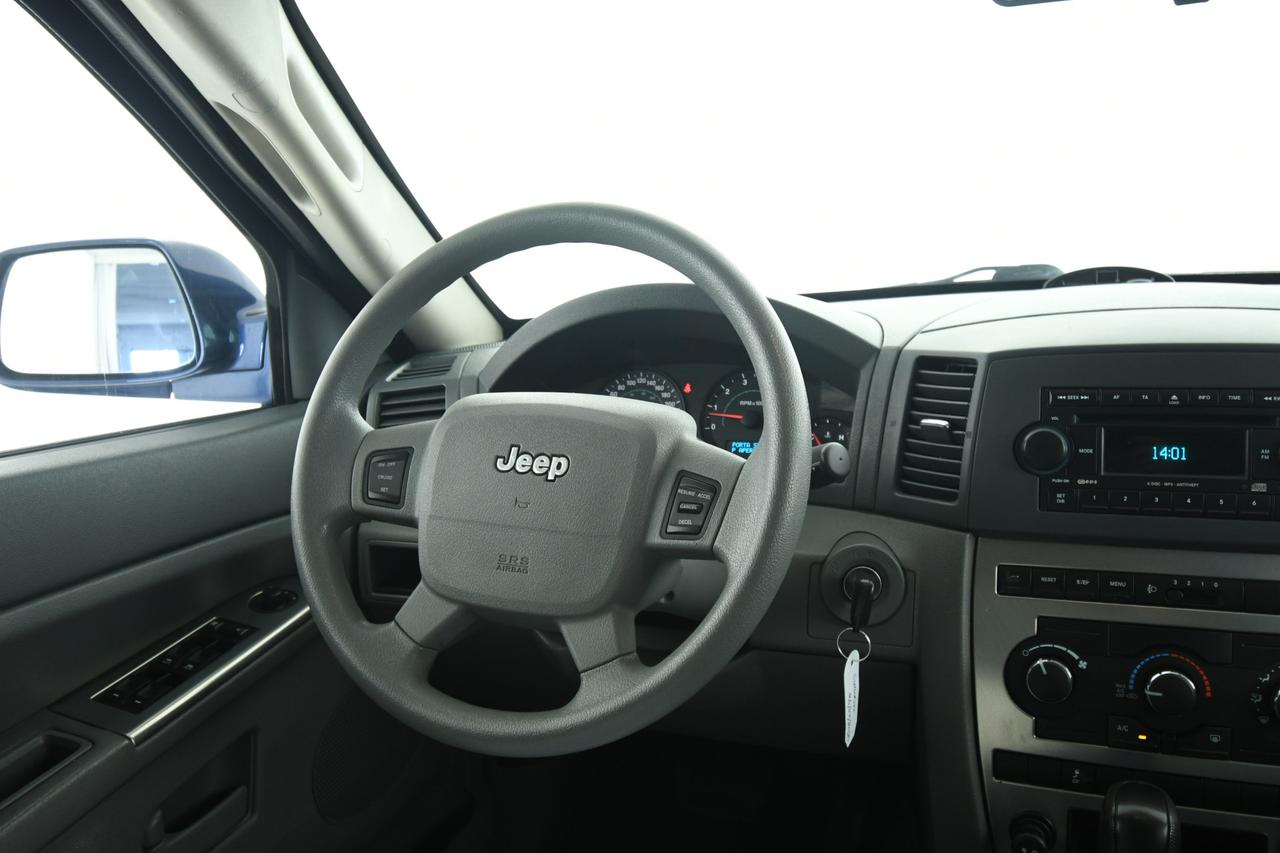 JEEP Grand Cherokee 3.0 V6 crd Laredo auto COMMERCIANTI+GANCIO TRAINO