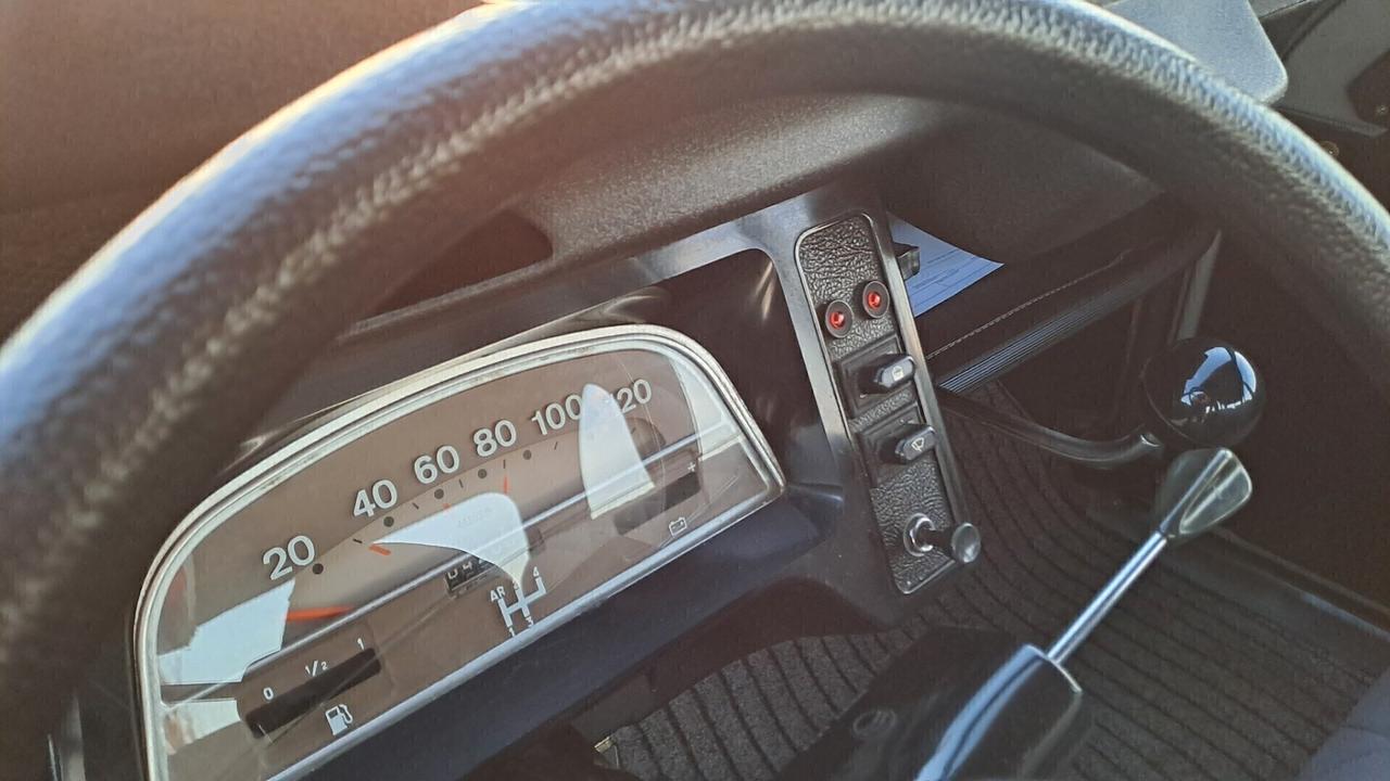 Citroen 2CV 6 Charleston RESTAURATA