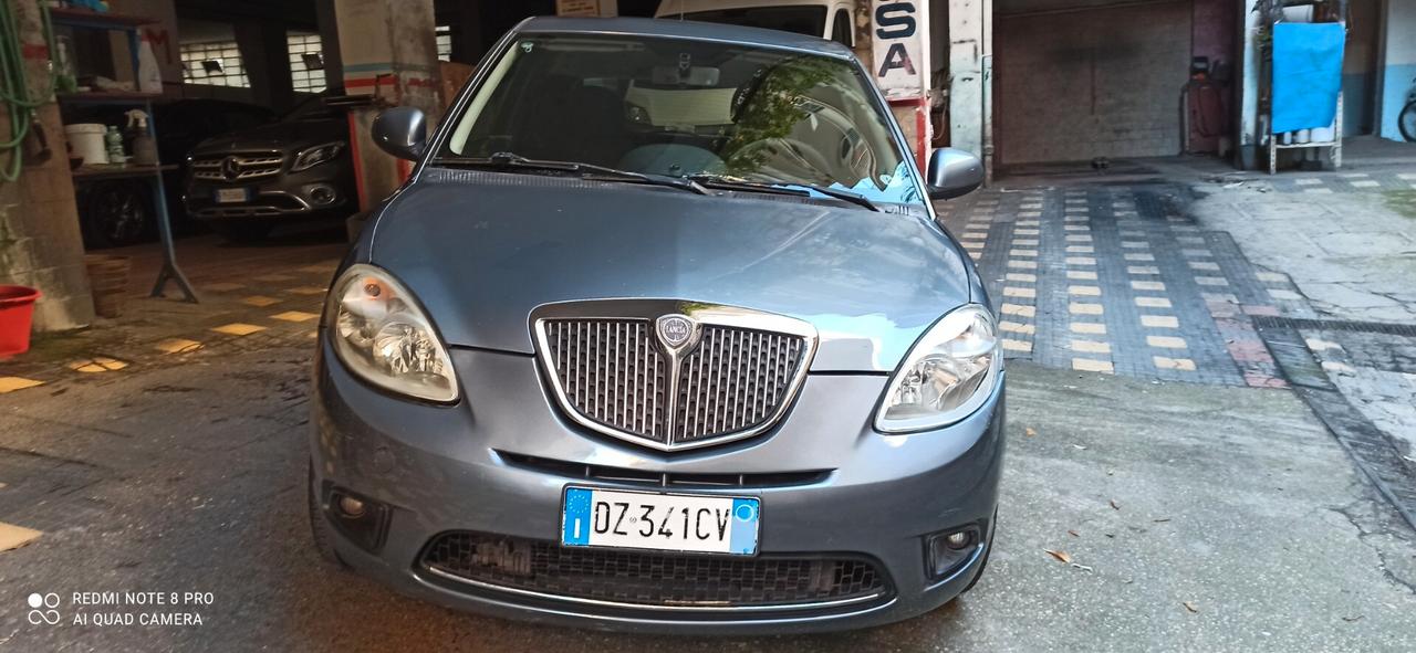 Lancia Ypsilon 1.2 GPL