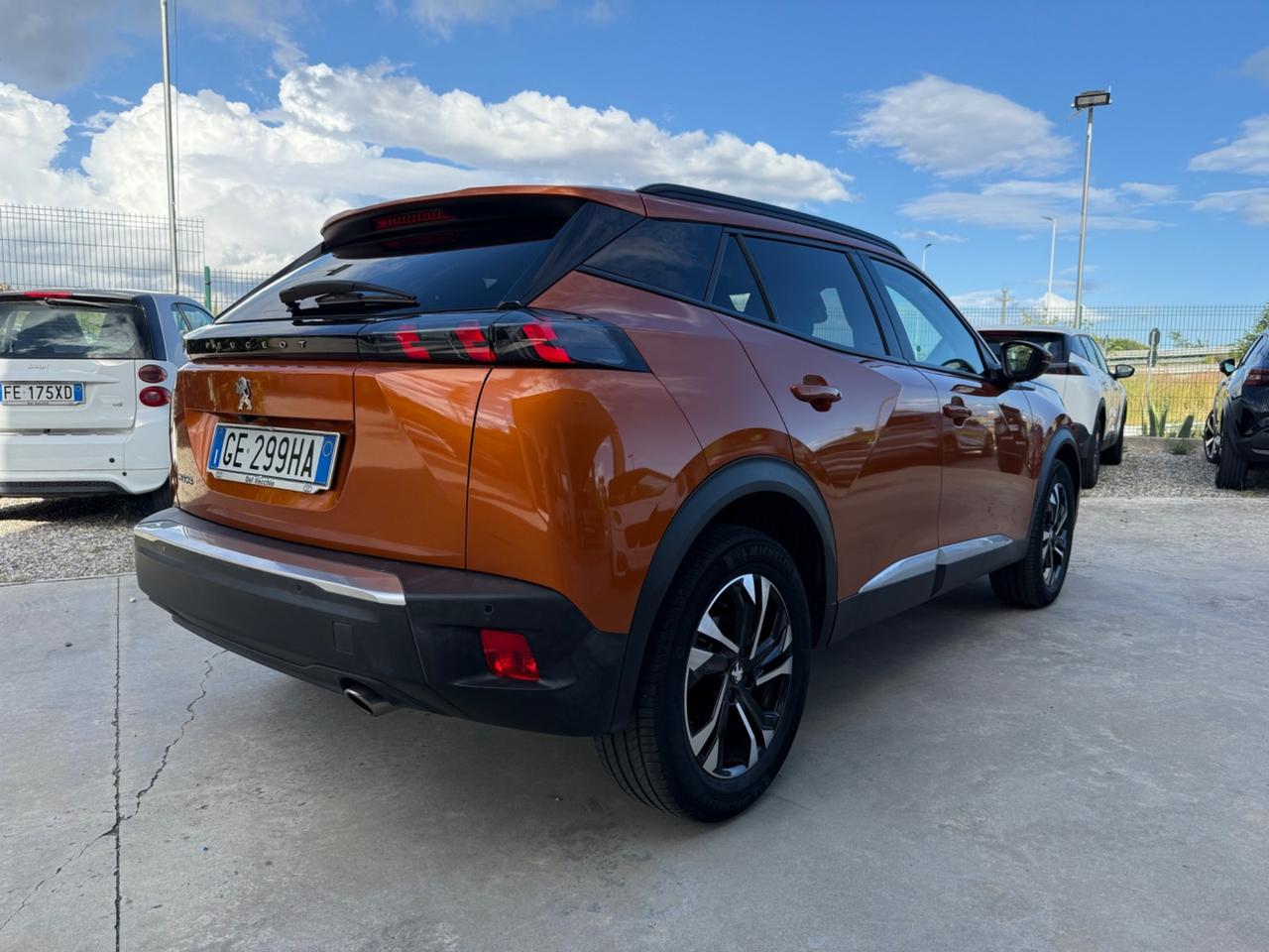 Peugeot 2008 BlueHDi 110 S&S Allure Pack