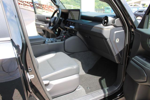 TOYOTA Land Cruiser 2.8 D4D A/T AWD Adventure