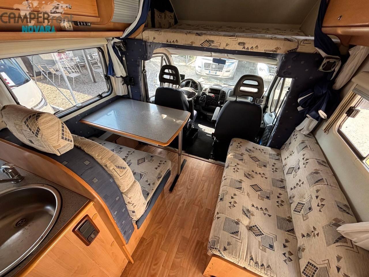 Mclouis MC LOUIS TANDY 630 - Mansardato con garage