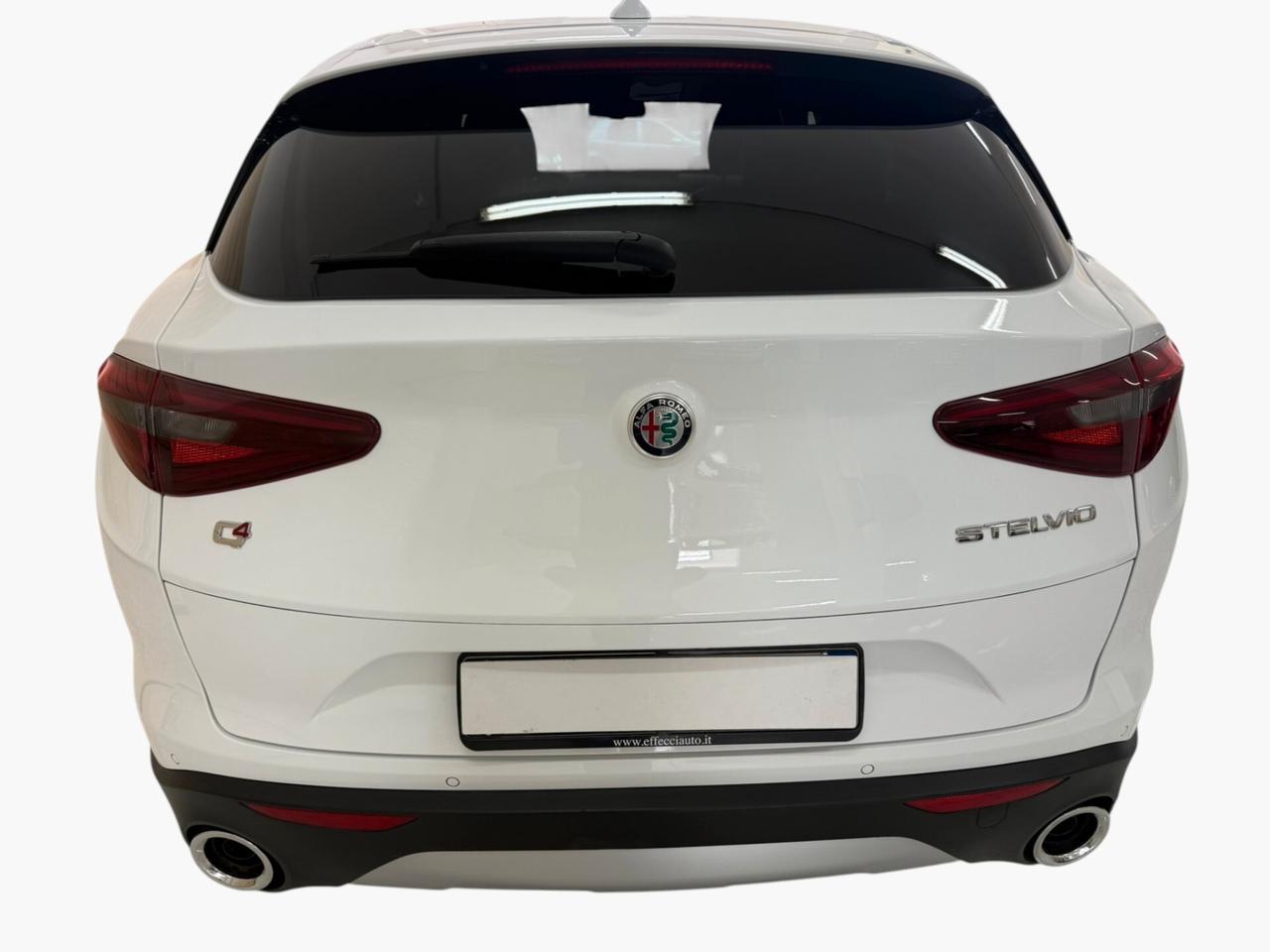 Alfa Romeo Stelvio 2.2 Turbodiesel 210 CV AT8 Q4 Executive