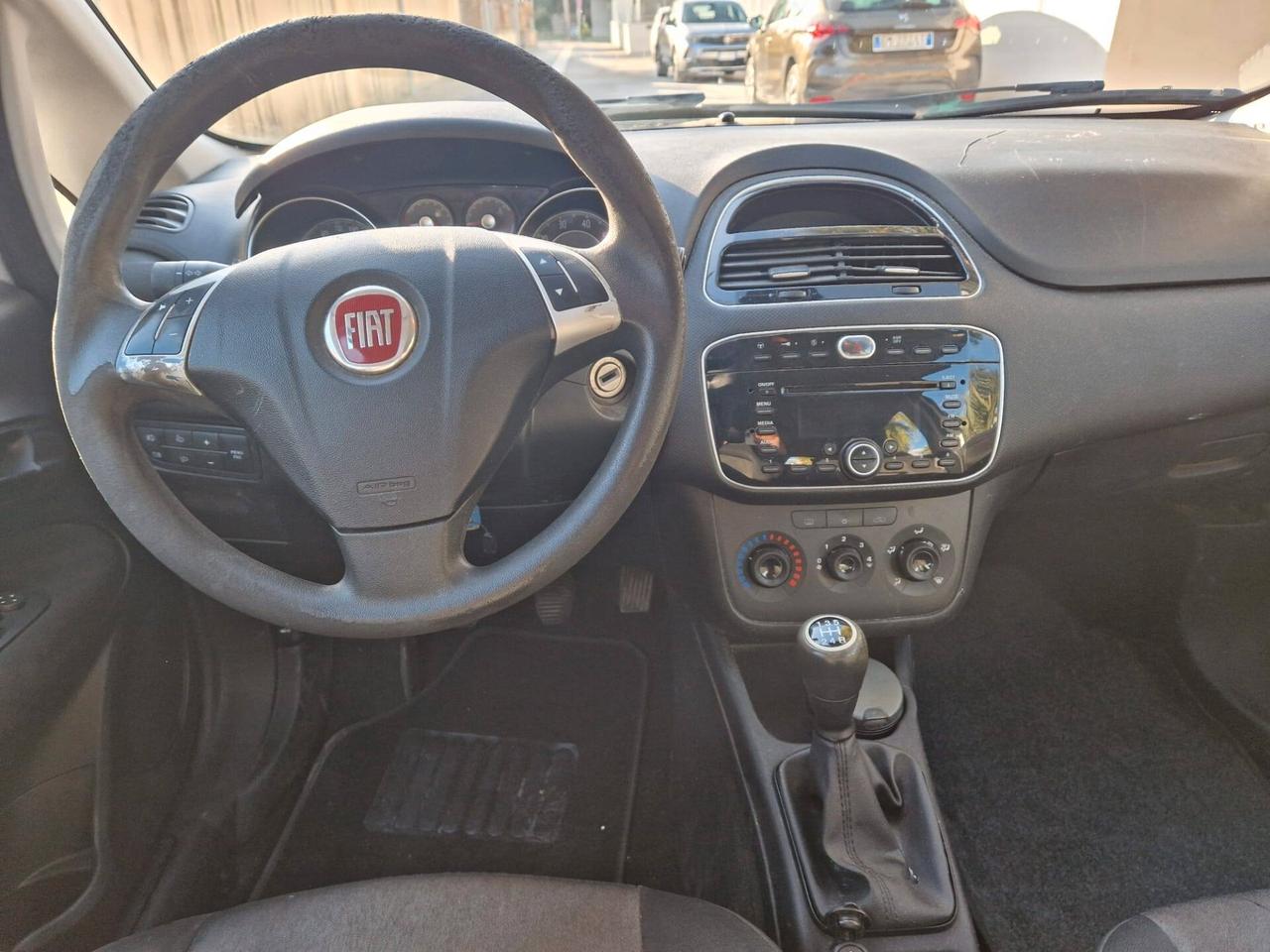 Fiat Punto 1.3 MJT 85 CV 5 porte ANNO 07/2014 KM 247000 ITALIANA SUPER PREZZO 2800€
