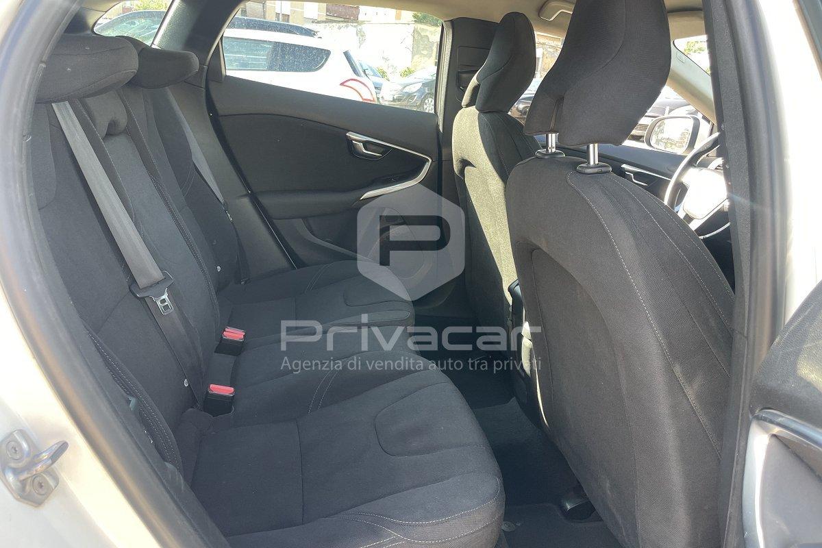 VOLVO V40 D2 1.6 Business