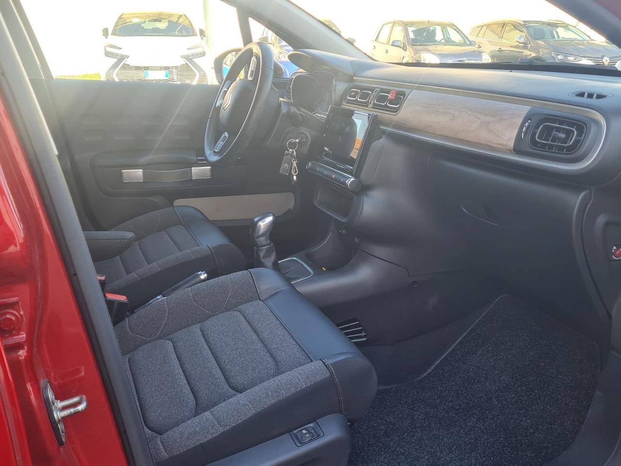 Citroen C3 1.5 Blue HDi 130 Shine Pack #9484