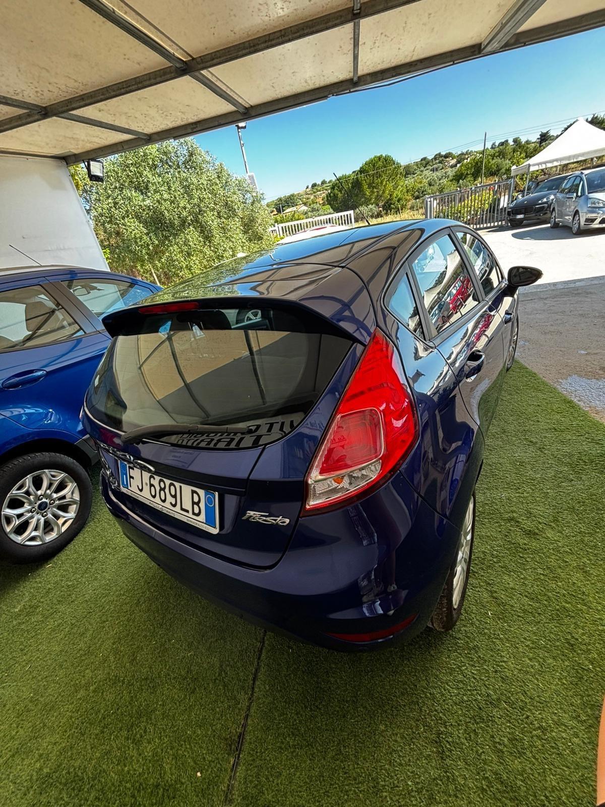 Ford Fiesta 1.5 TDCi 75CV 5 porte ST-Line