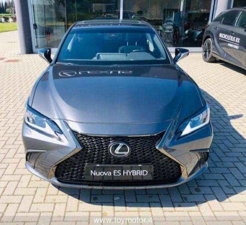Lexus ES (2018-) Hybrid Design