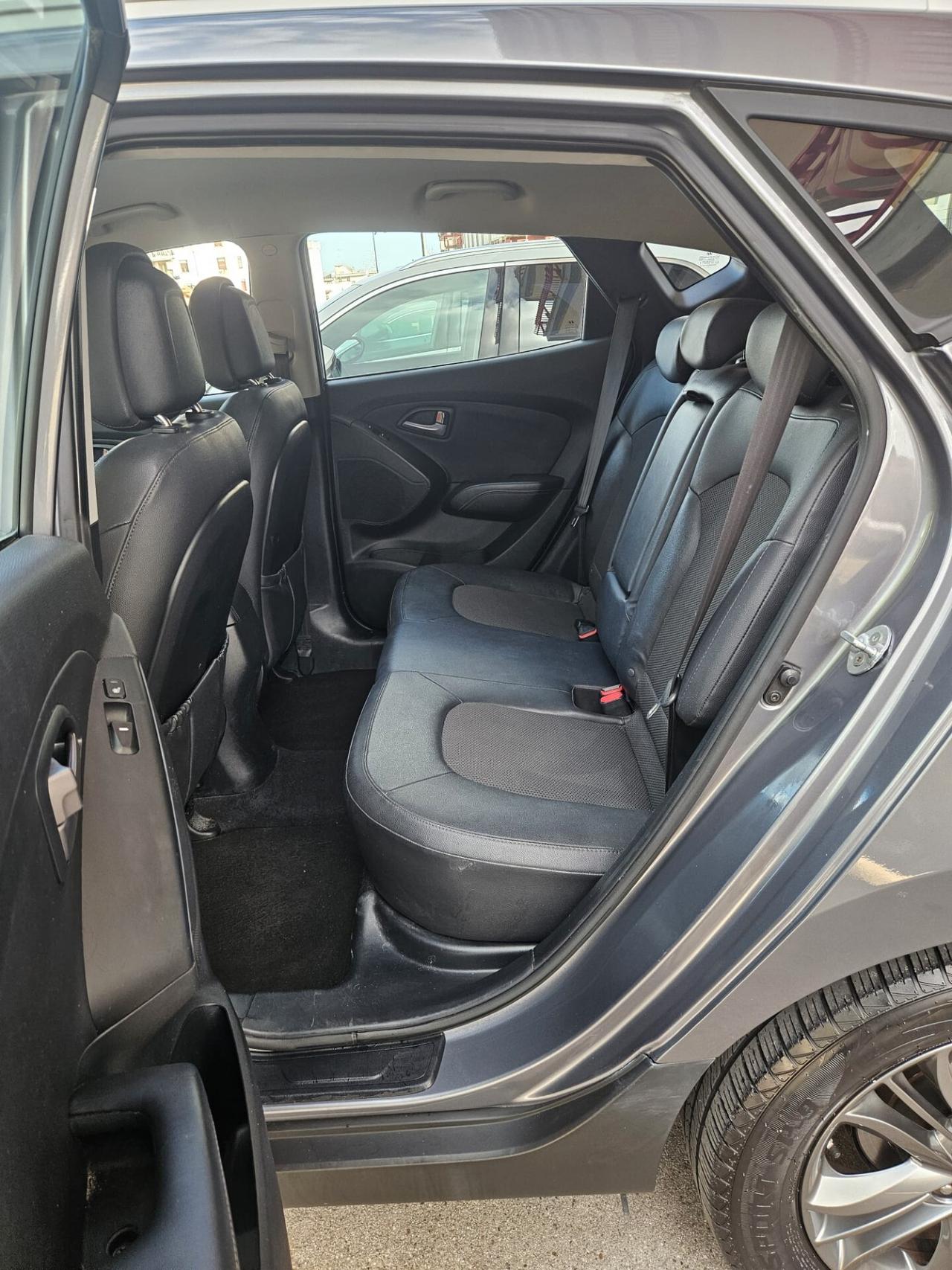 HYUNDAI ix35 1.7CRDi 85kw 115cv 2WD XPOSSIBLE