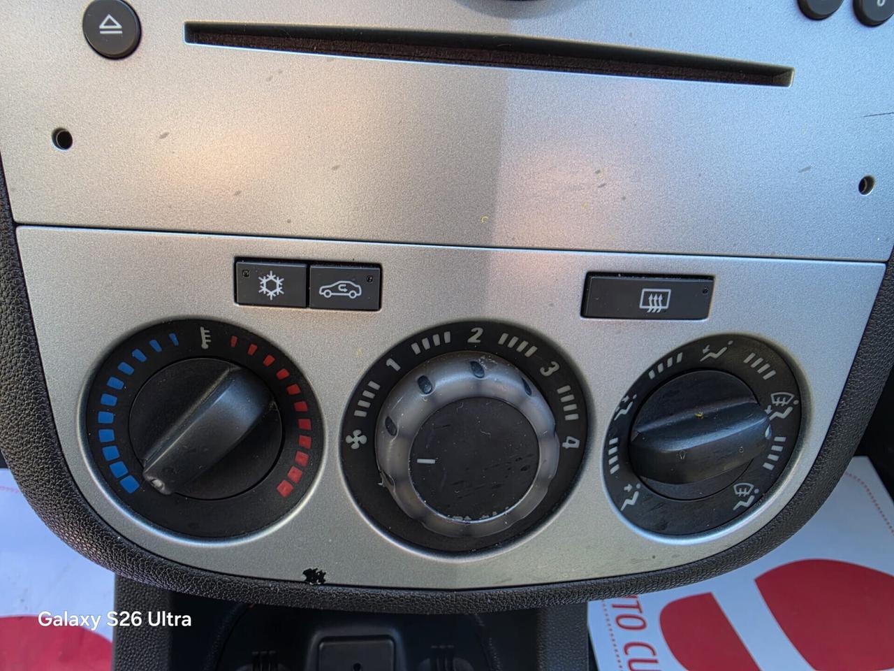 Opel Corsa 1.2 BENZINA CON IMPIANTO GPL CASA MADRE - ANNO 2012