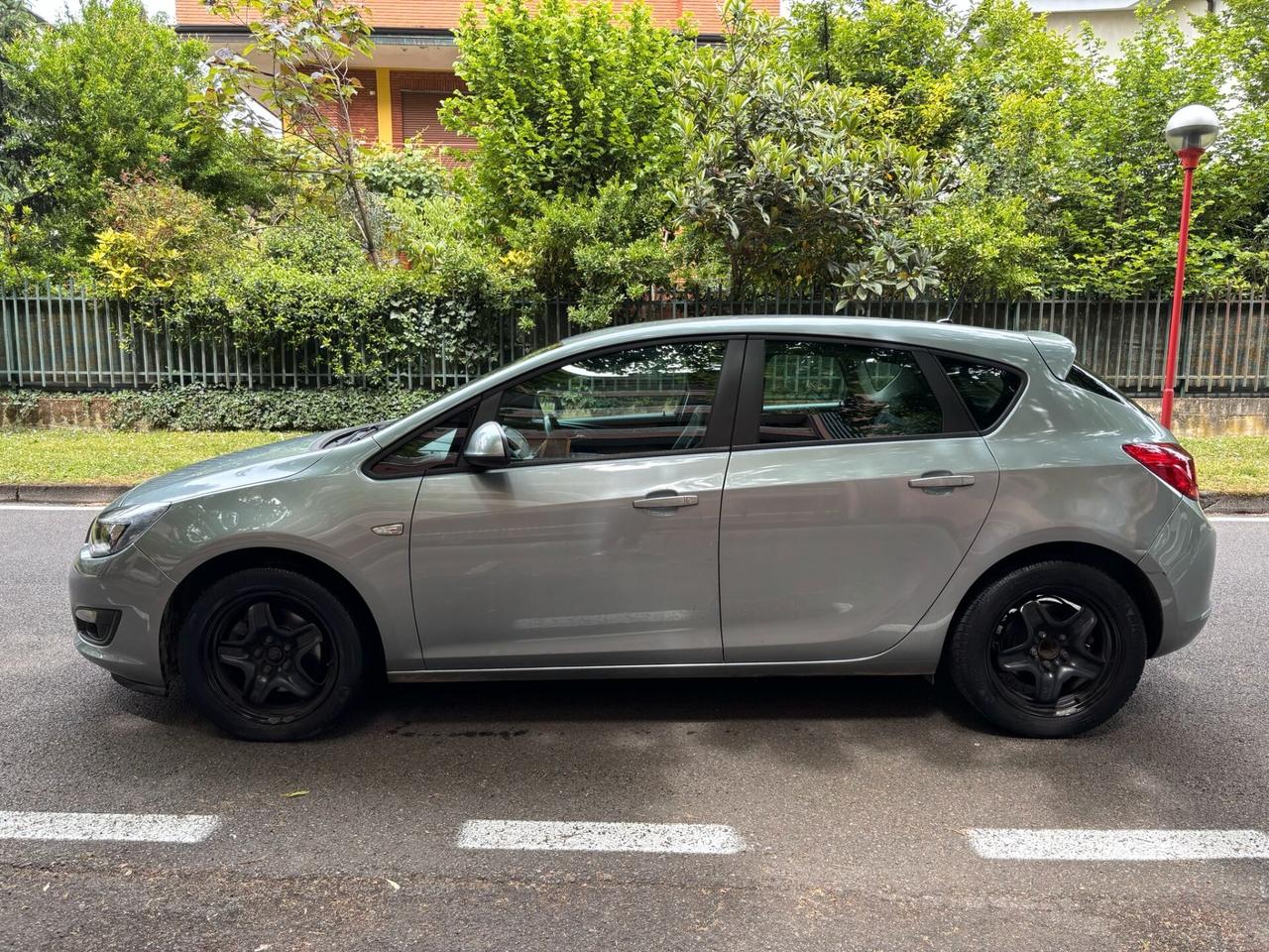 Opel Astra 1.7 CDTI 110CV 5 porte Cosmo disel