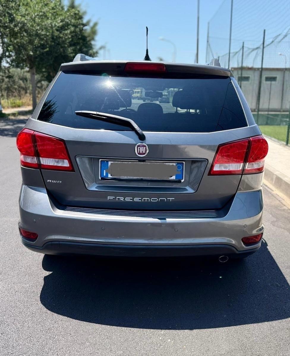 Fiat Freemont 2.0 Mjt 170 CV 4x4 aut. Lounge 7 POSTI