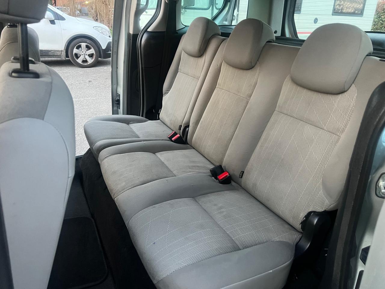 Peugeot Partner Tepee 1.6 HDi 90CV FAP Outdoor