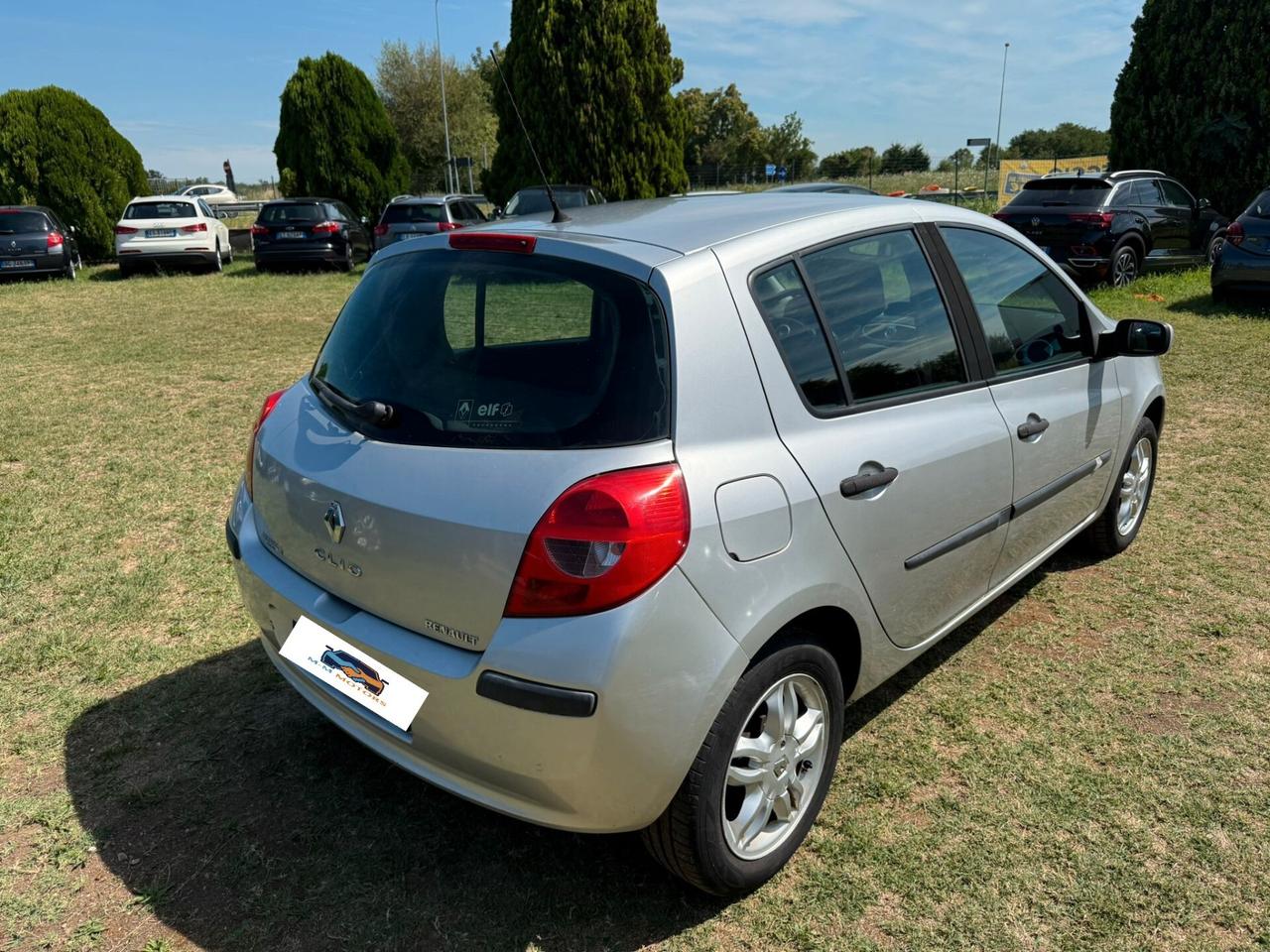 Renault Clio 1.2 5 porte NEOPATENTATI