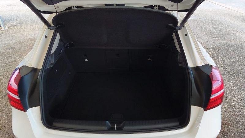 Mercedes-Benz GLA GLA 200 d Automatic Business