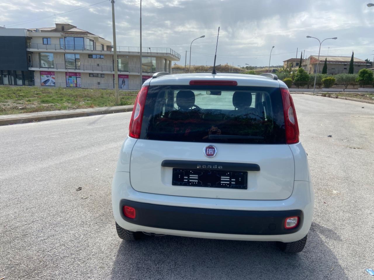 Fiat Panda 1.2 lounge 2017 posty5