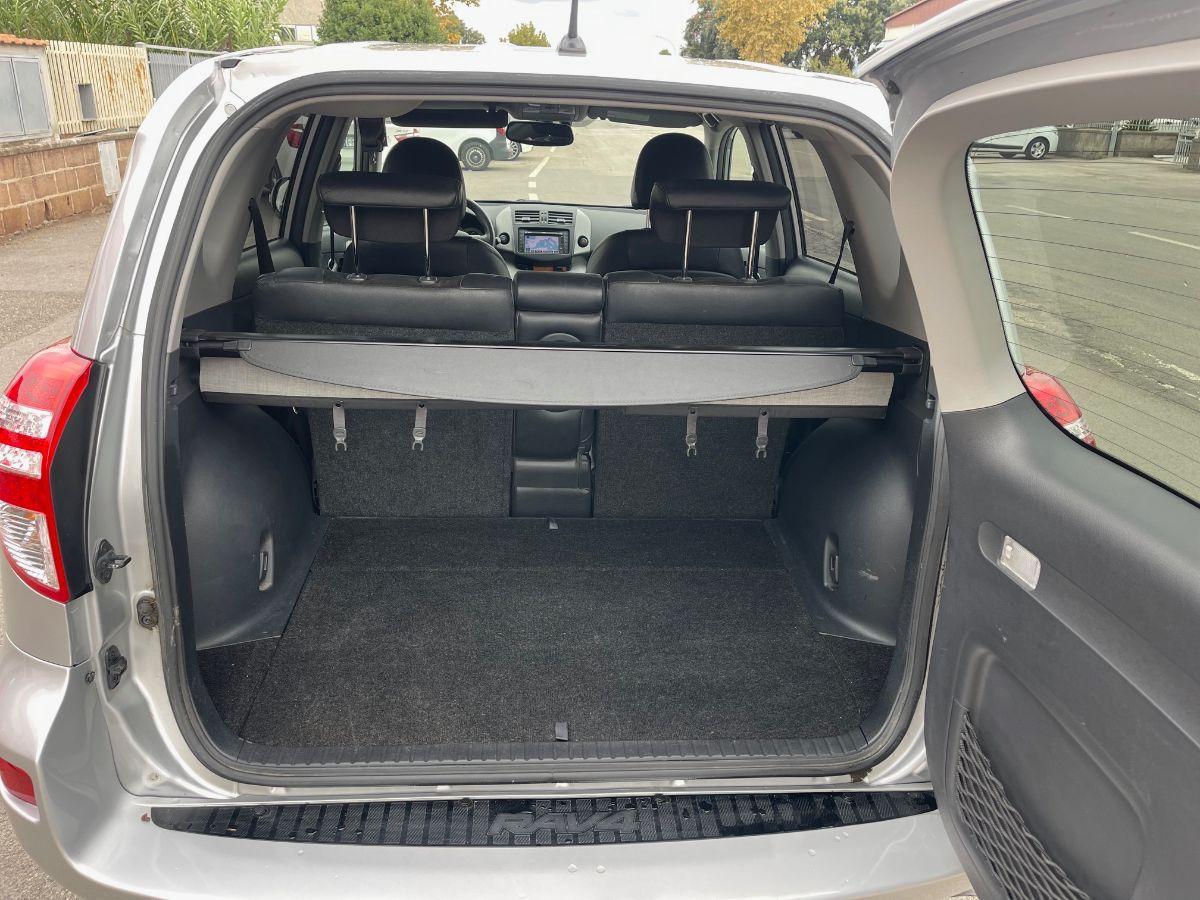 TOYOTA - RAV4 - Crossover 2.2 D-4D 150CV DPF Excl.