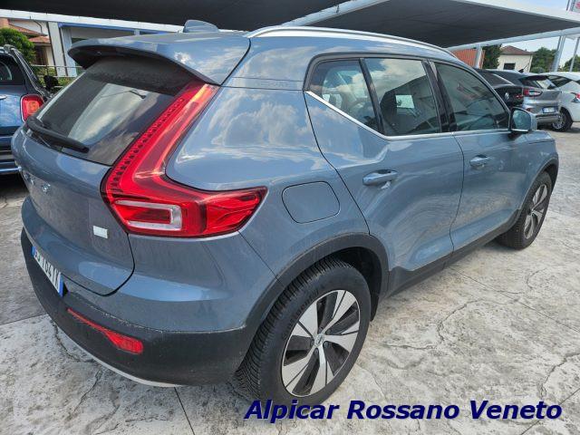 VOLVO XC40 automatico Business PLAGHIN