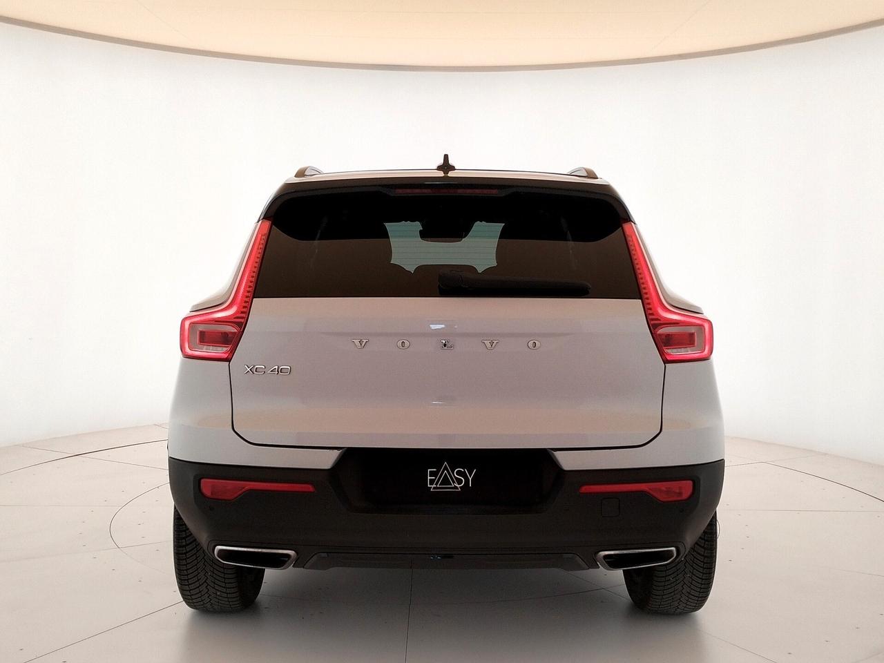 Volvo XC40 D3 R-design geartronic
