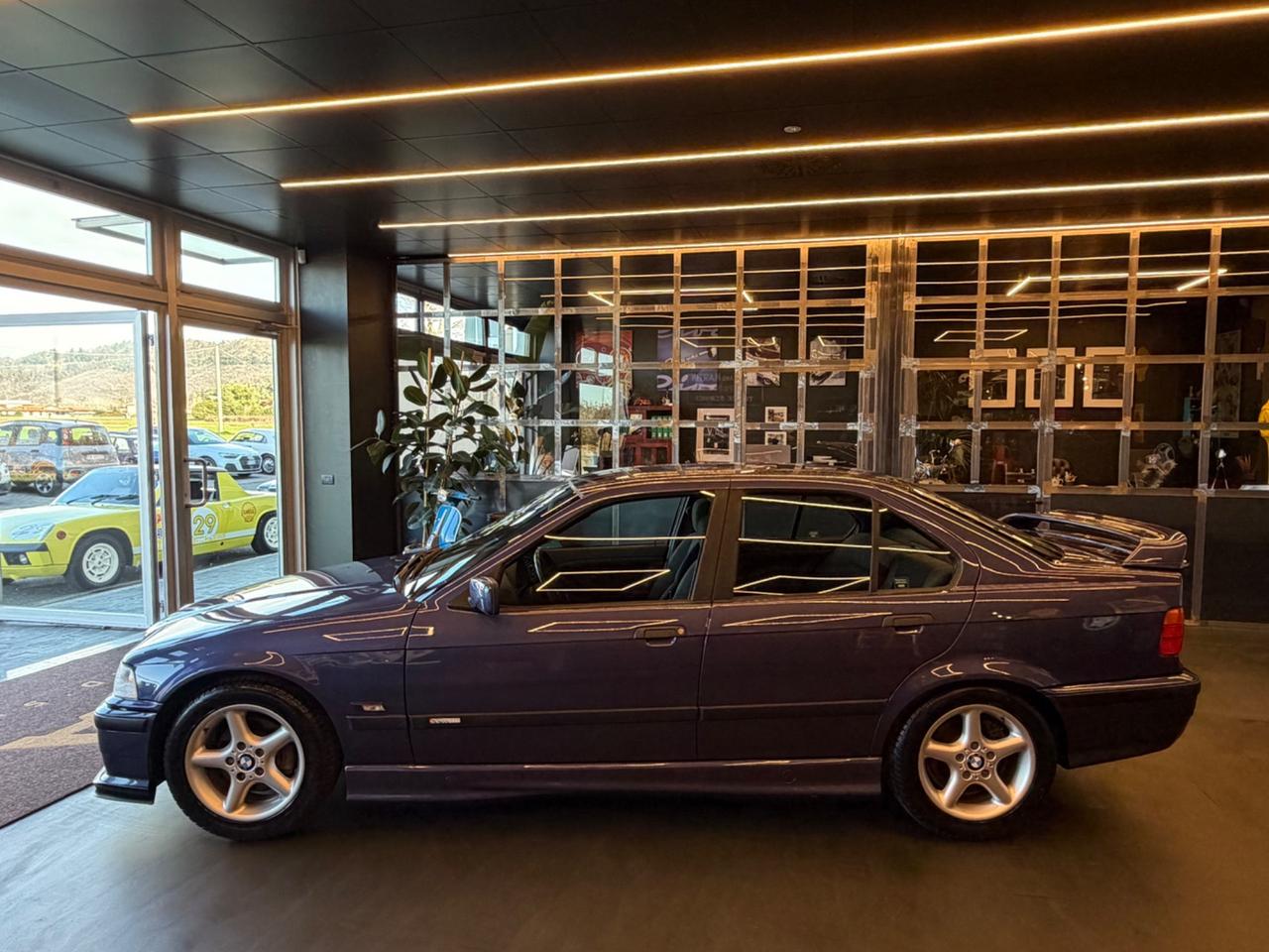 Bmw 318is 16V Class II MSport Limited Edition . -ASI- 1/2500