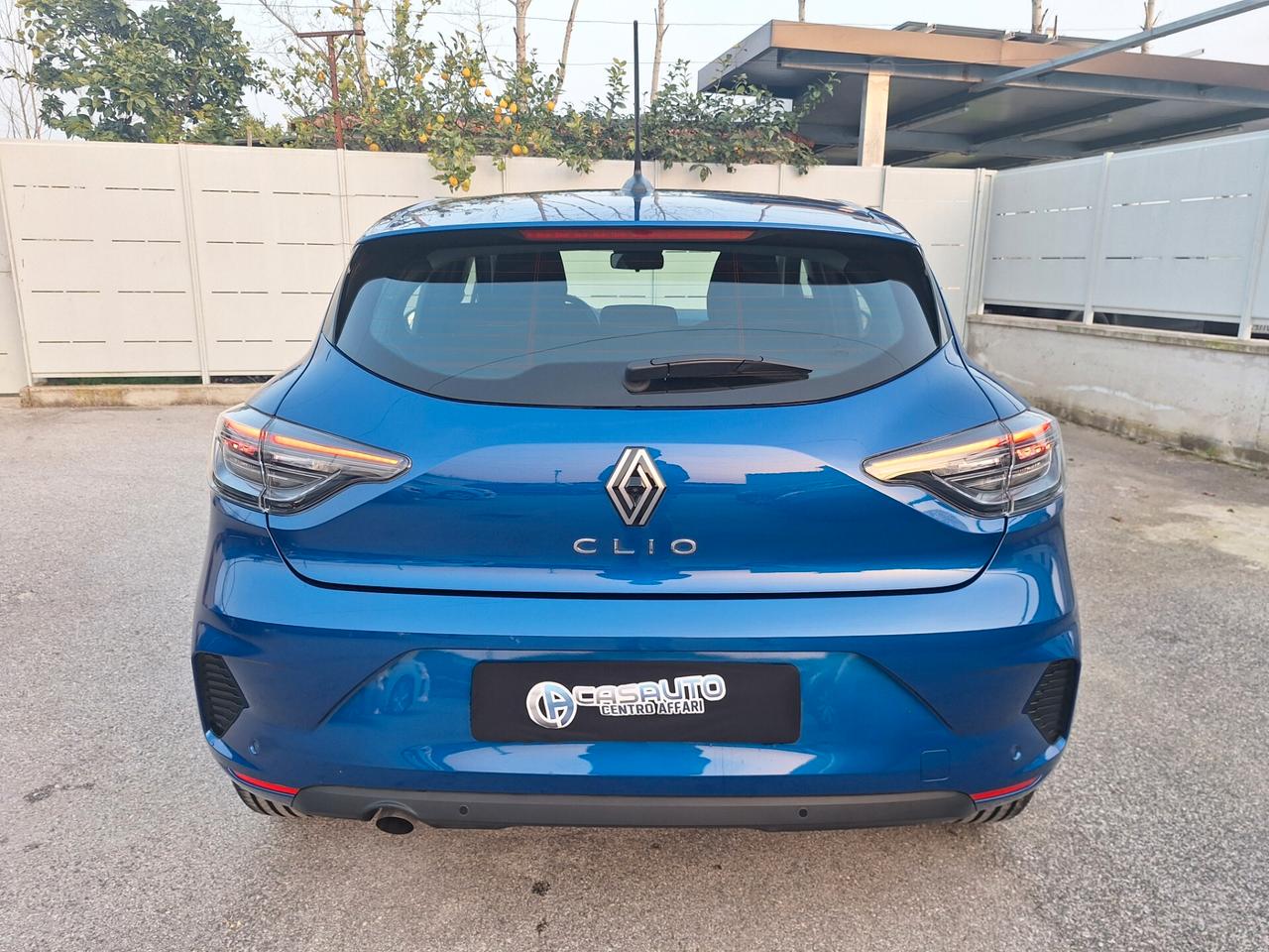 Renault Clio EVOLUTION 1.0 TCe 90cv NAV+RETROCAM. 2025