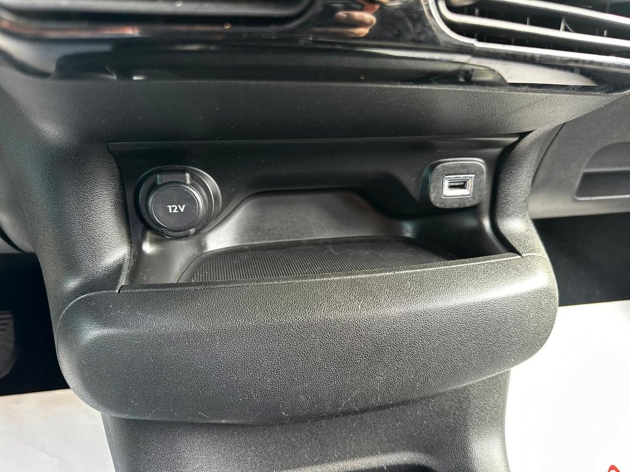 Citroen C4 Cactus BlueHDi 100 Shine NEOPATENTATI