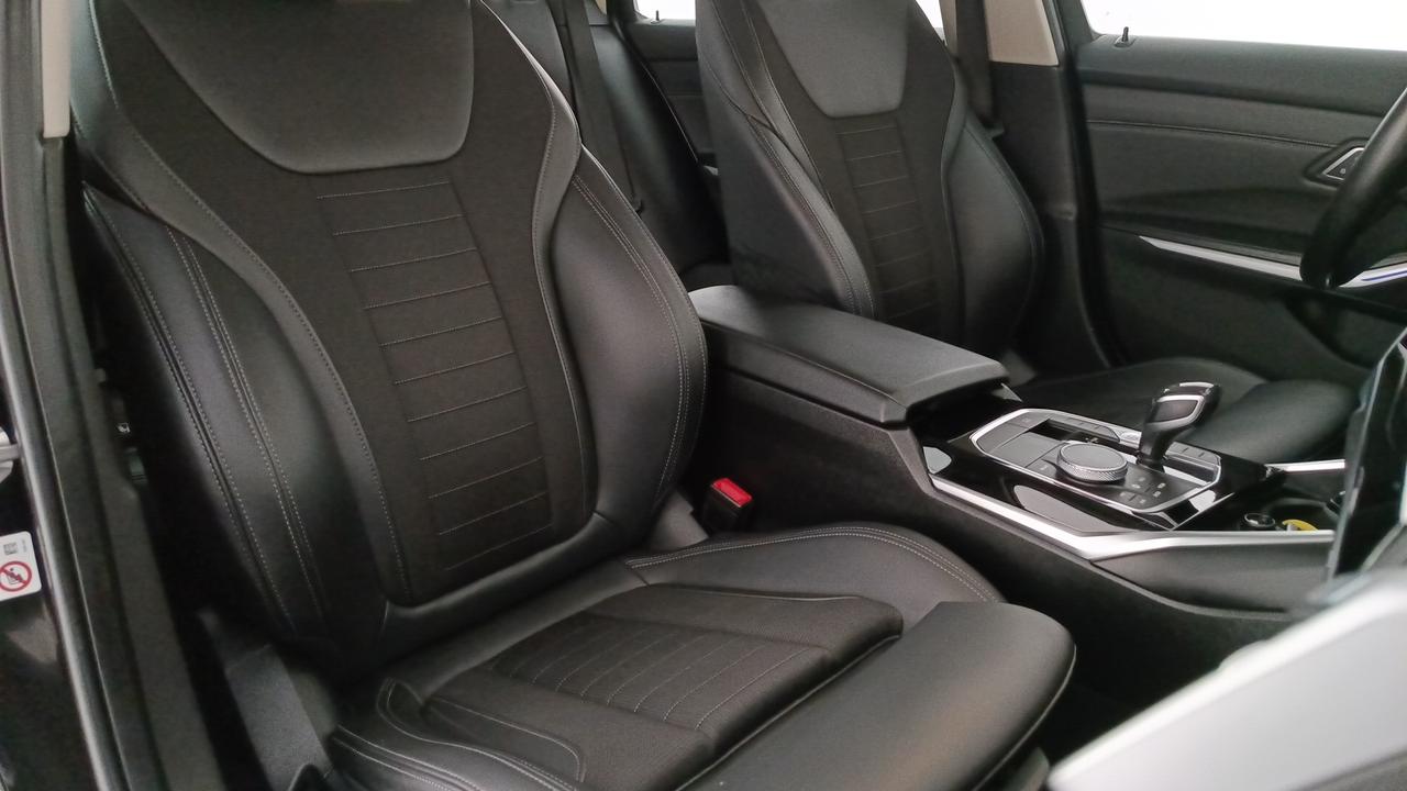 BMW Serie 3 G21 2019 Touring - 320d Touring Sport auto