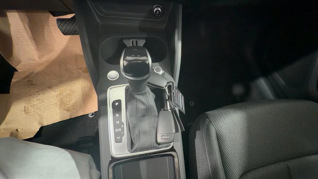 Audi Q2 35 TFSI S tronic line Edition KM0