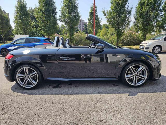 AUDI TT Roadster 2.0 TFSI quattro S tronic S line