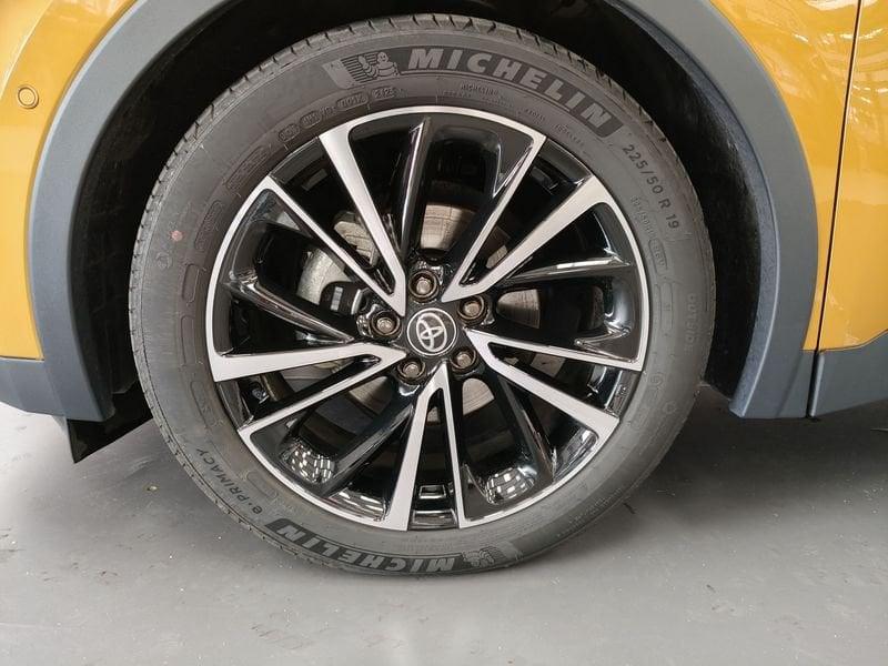 Toyota C-HR C-HR 2.0 HV Lounge Premiere