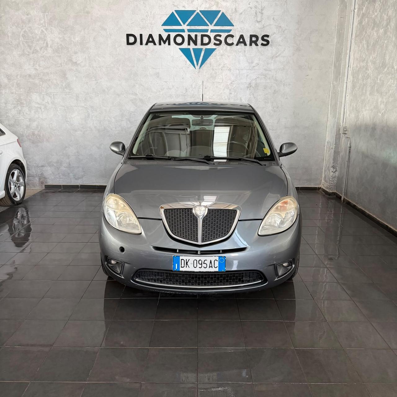 Lancia Ypsilon 1.2 BENZINA