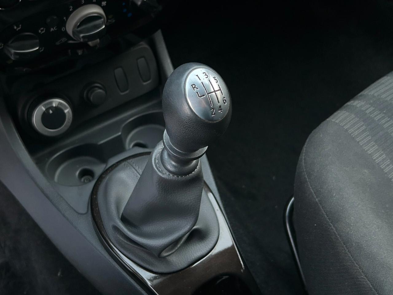 Dacia Duster 4x4 1.6 105cv Ambiance 4wd