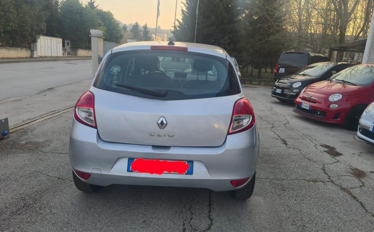 Renault Clio 1.2 16V 5 porte 20th Anniversario