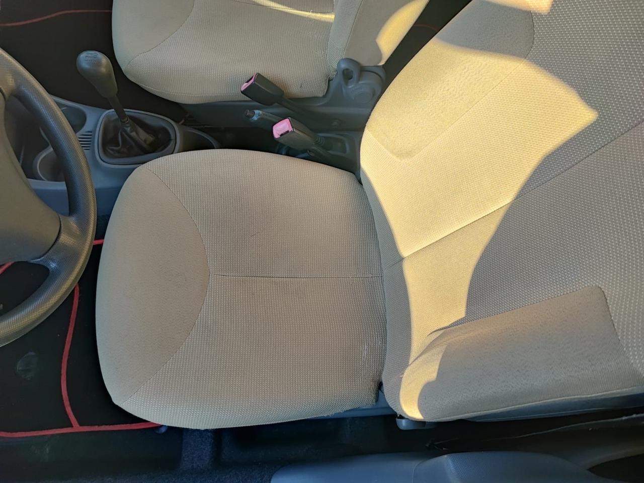 Peugeot 107 1.0 68CV 5p. Sweet Years