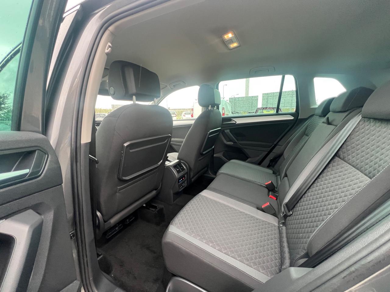 Volkswagen Tiguan 2.0 TDI SCR DSG Sport BMT