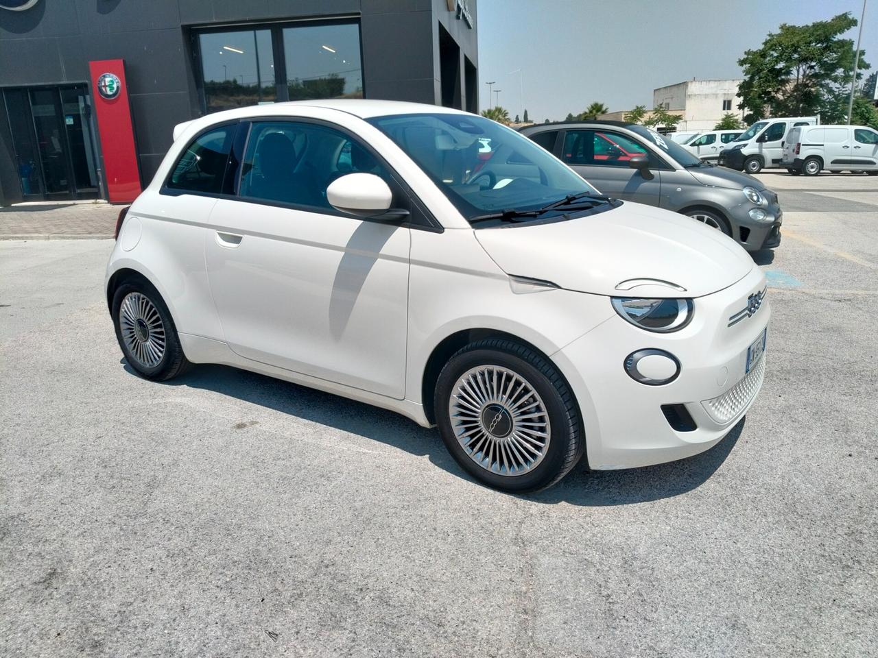 Fiat 500 500e Berlina 42 kWh Icon