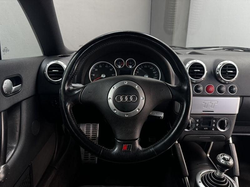 Audi TT 1.8 Turbo 20v 180cv Coupè S Line