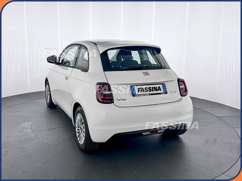 FIAT 500 500e Berlina 42 kWh